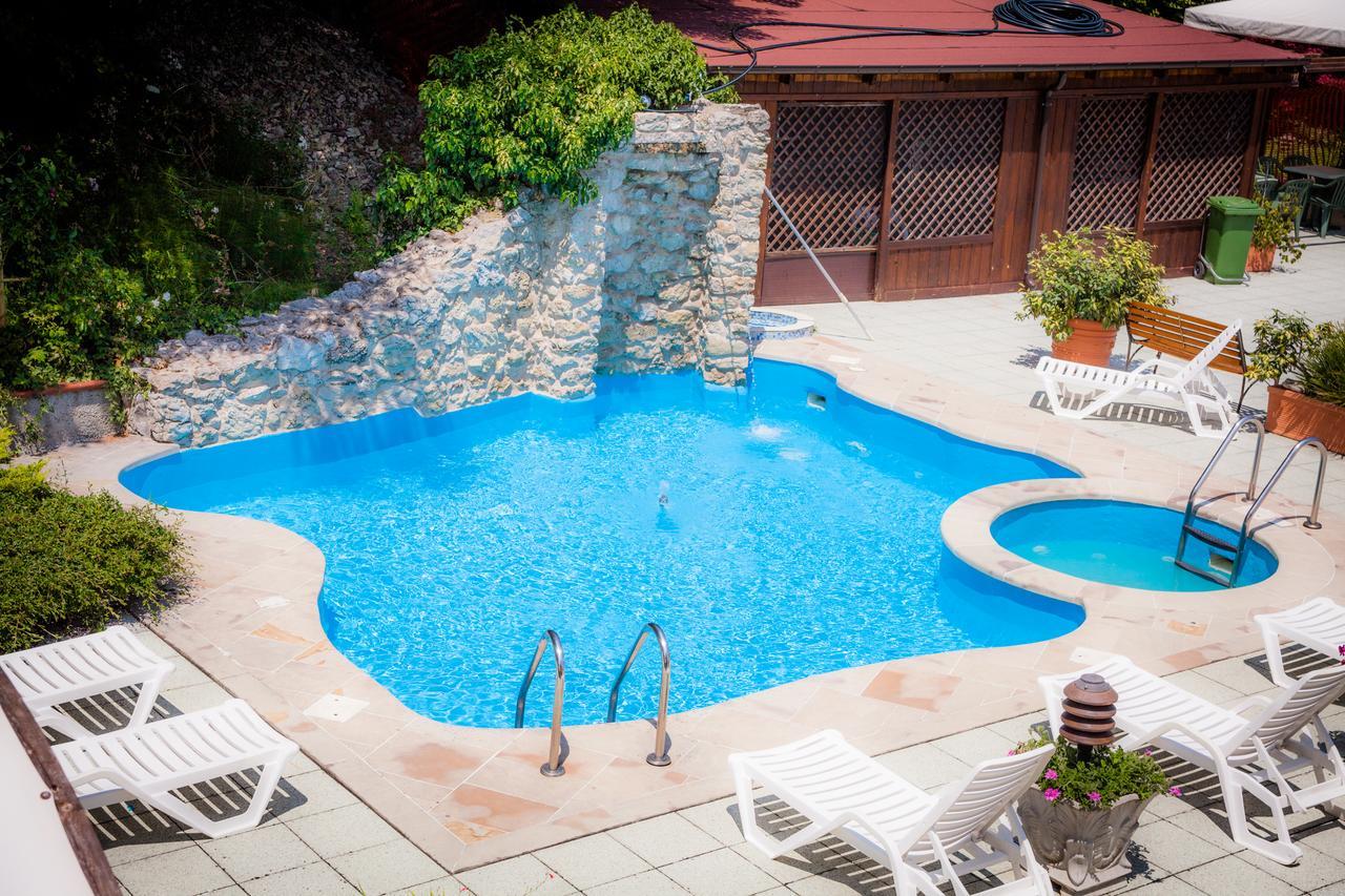 Hotel Ulisse Carpegna Zewnętrze zdjęcie